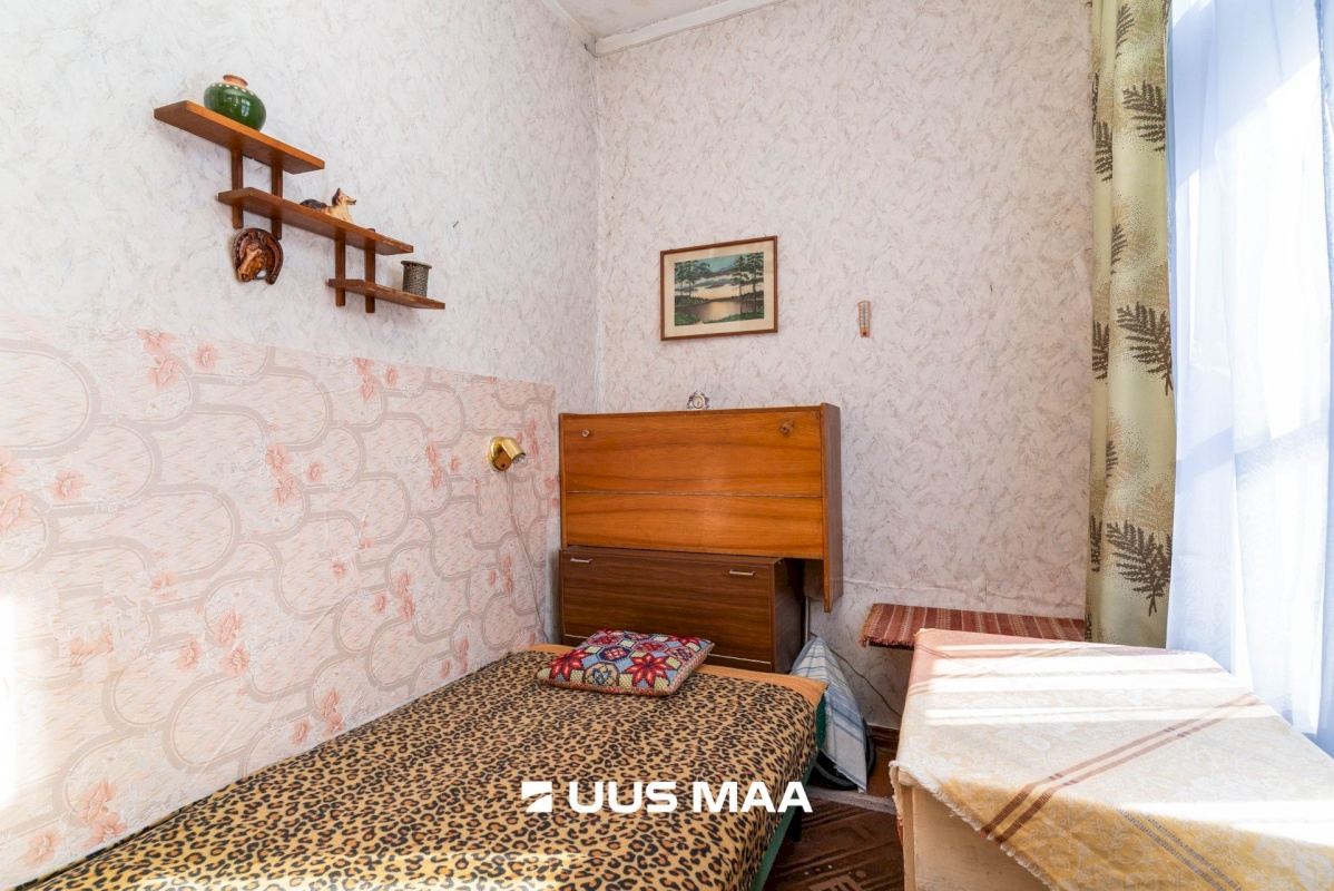 Viljandi linn, Kesklinn, Posti 7