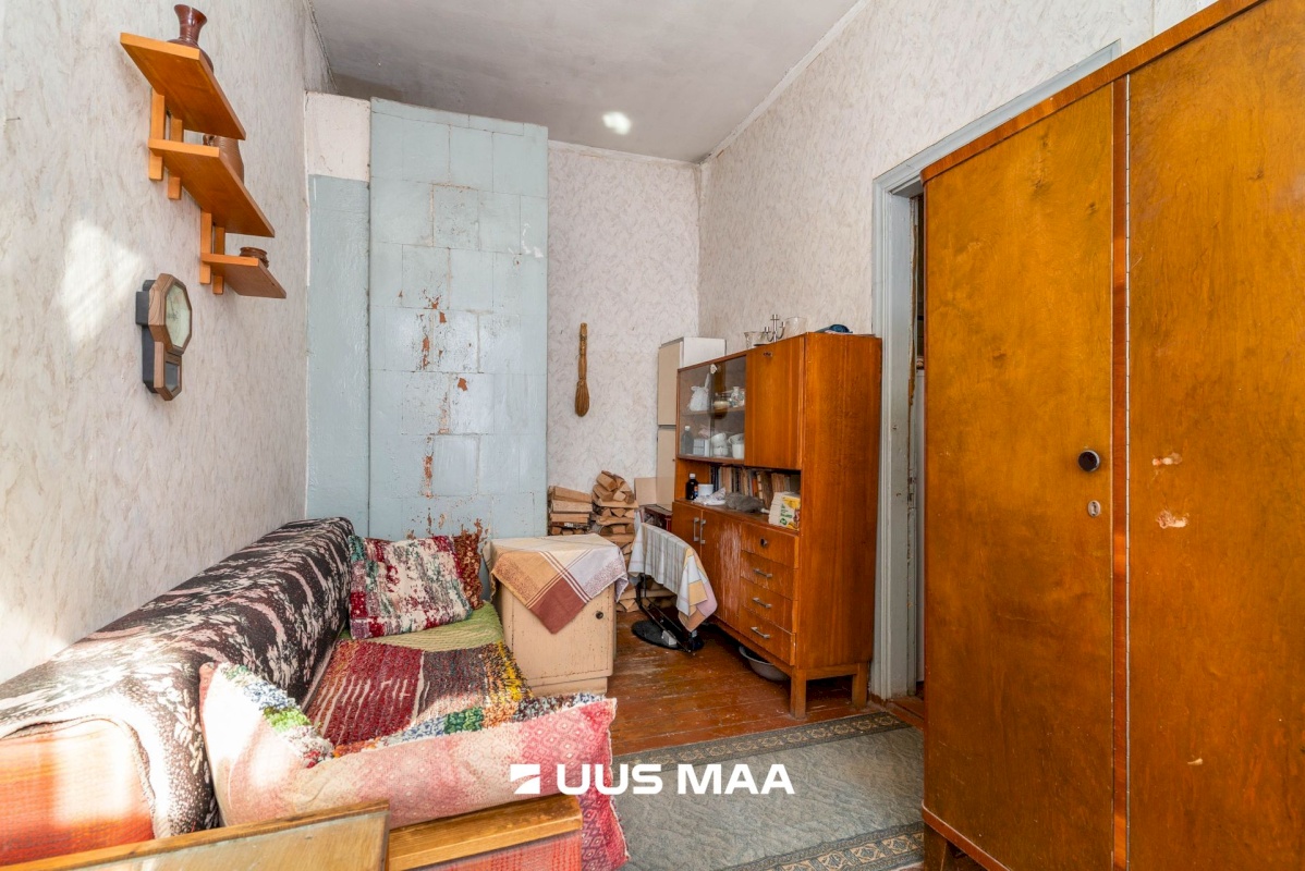 Viljandi linn, Kesklinn, Posti 7