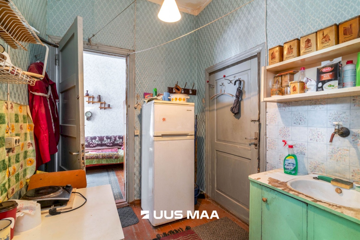 Viljandi linn, Kesklinn, Posti 7