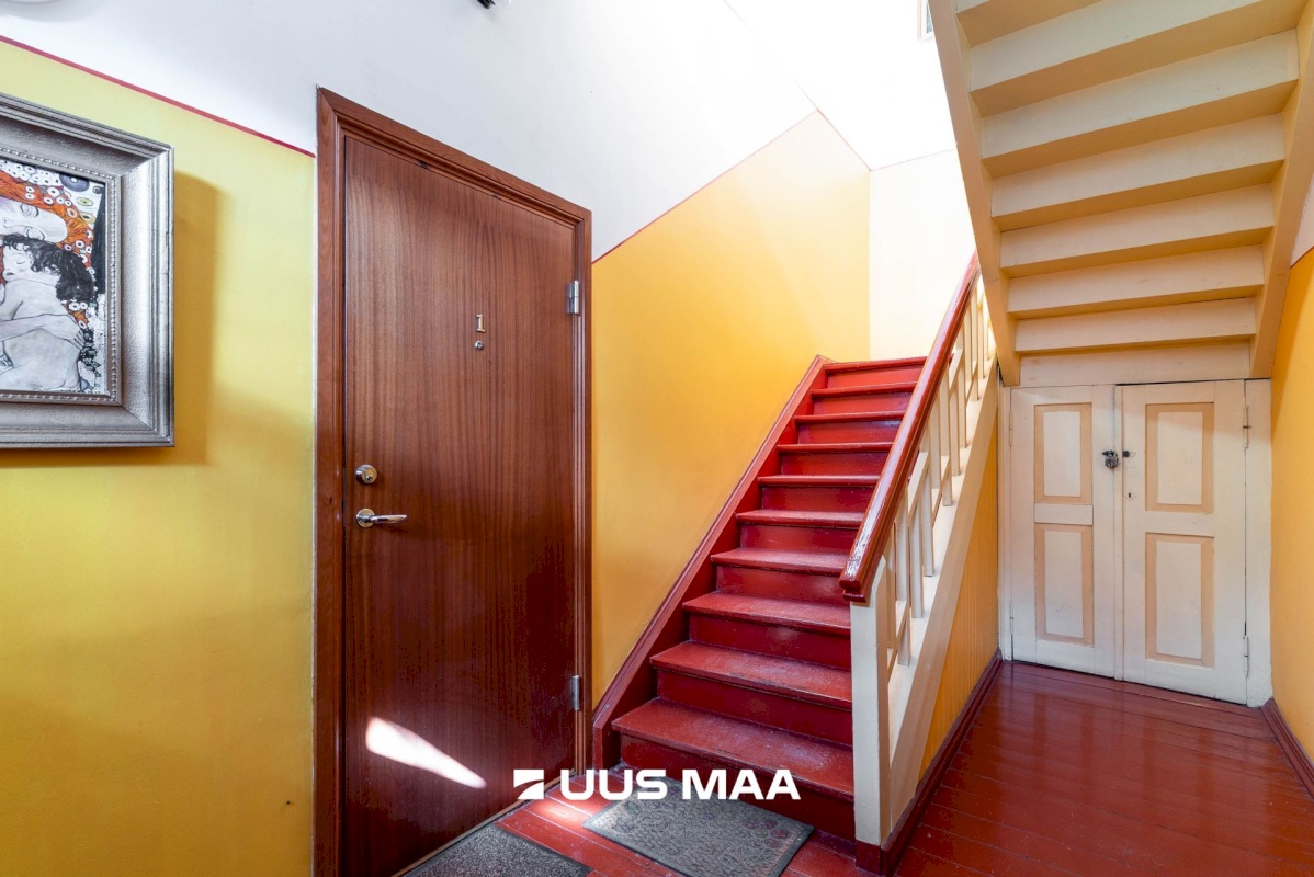 Viljandi linn, Kesklinn, Posti 7