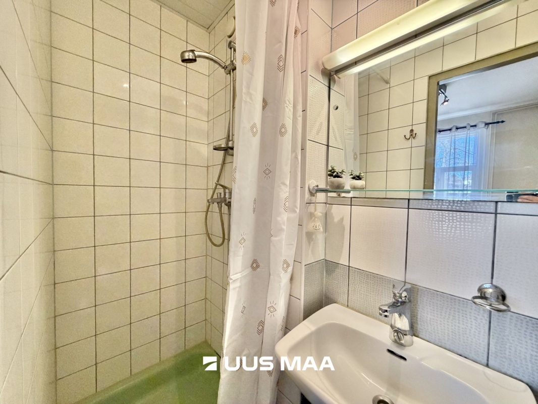 Tallinn, Põhja-Tallinna linnaosa, Kalamaja, Tööstuse 25