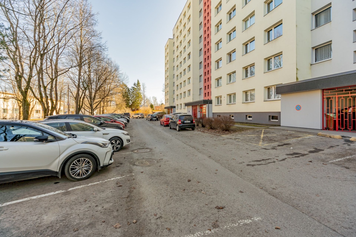 Tallinn, Kristiine linnaosa, Kirsi tn 8