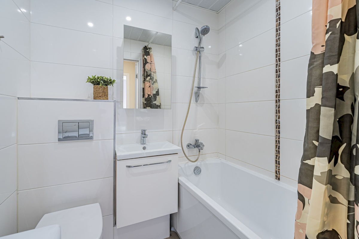 Tallinn, Kristiine linnaosa, Kirsi tn 8