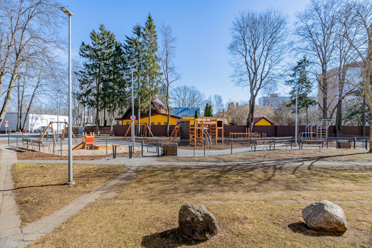 Tallinn, Kristiine linnaosa, Kirsi tn 8