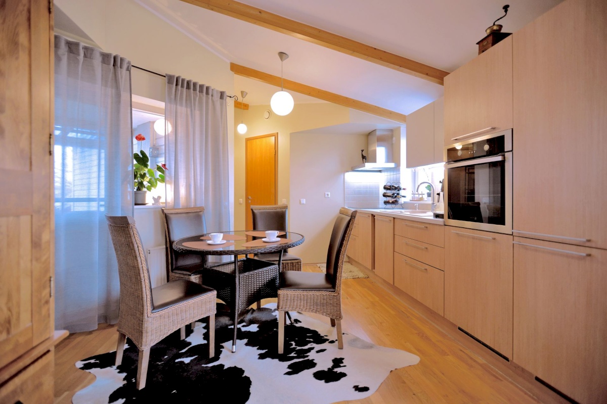 Pärnu linn, Pärnu linn, Rannarajoon, Side 2A/2