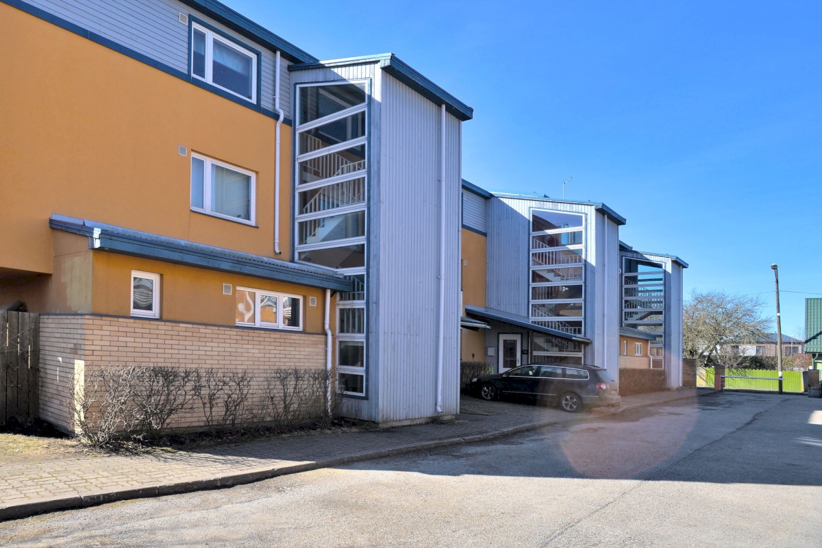 Pärnu linn, Pärnu linn, Rannarajoon, Side 2A/2