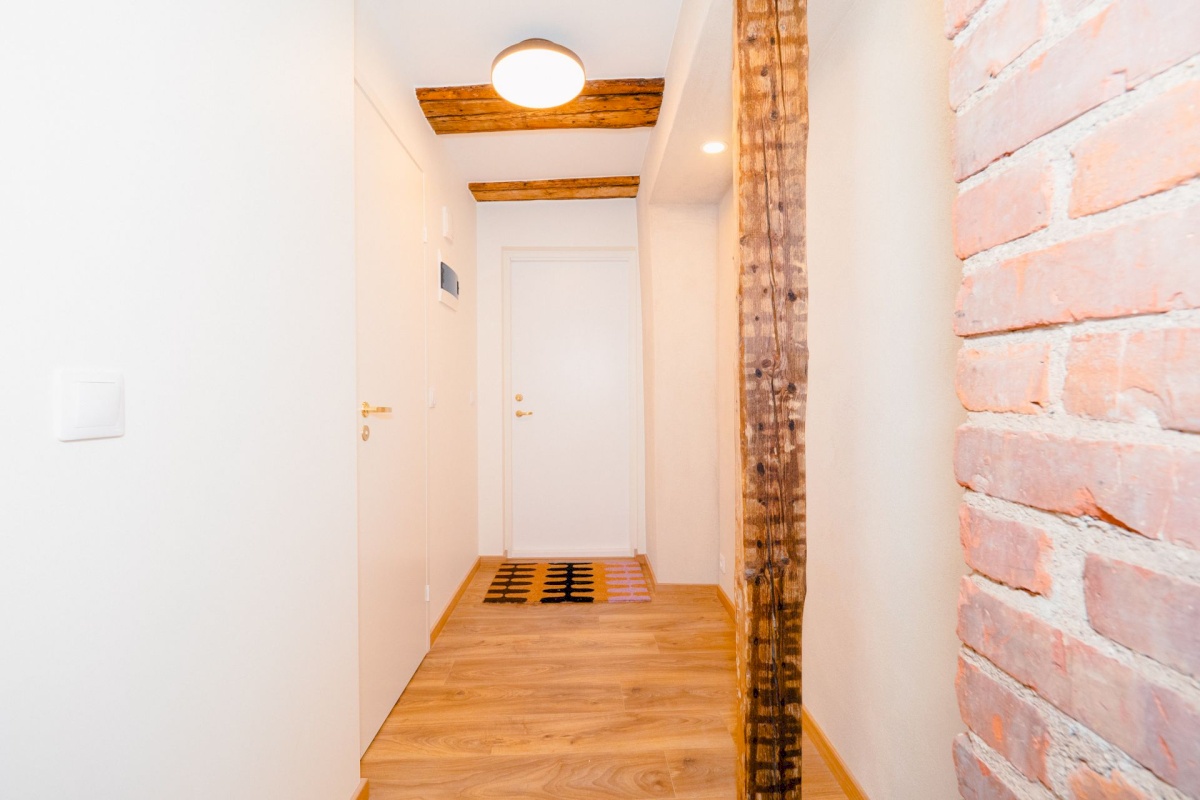 Viljandi linn, Vanalinn, Posti 12