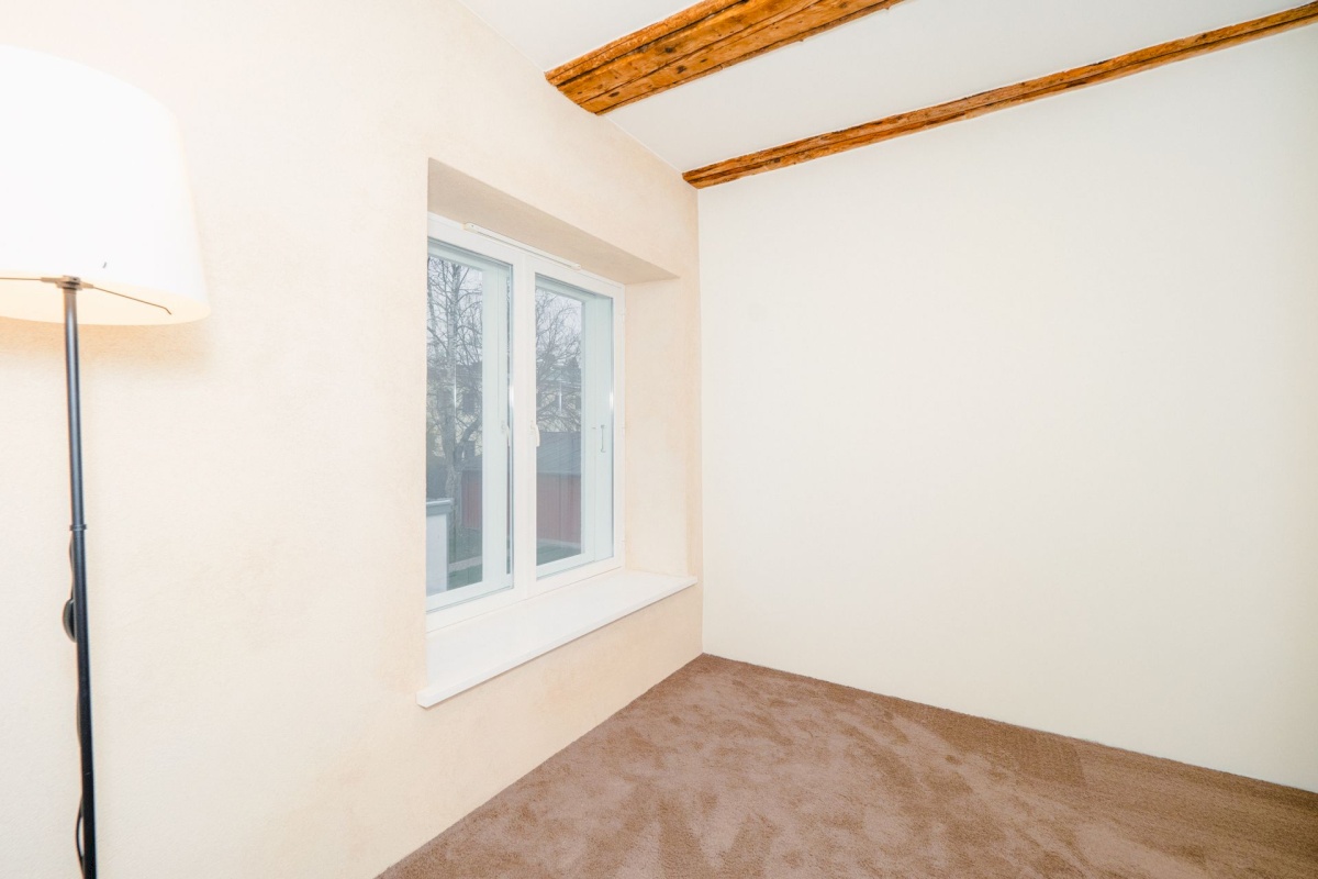 Viljandi linn, Vanalinn, Posti 12