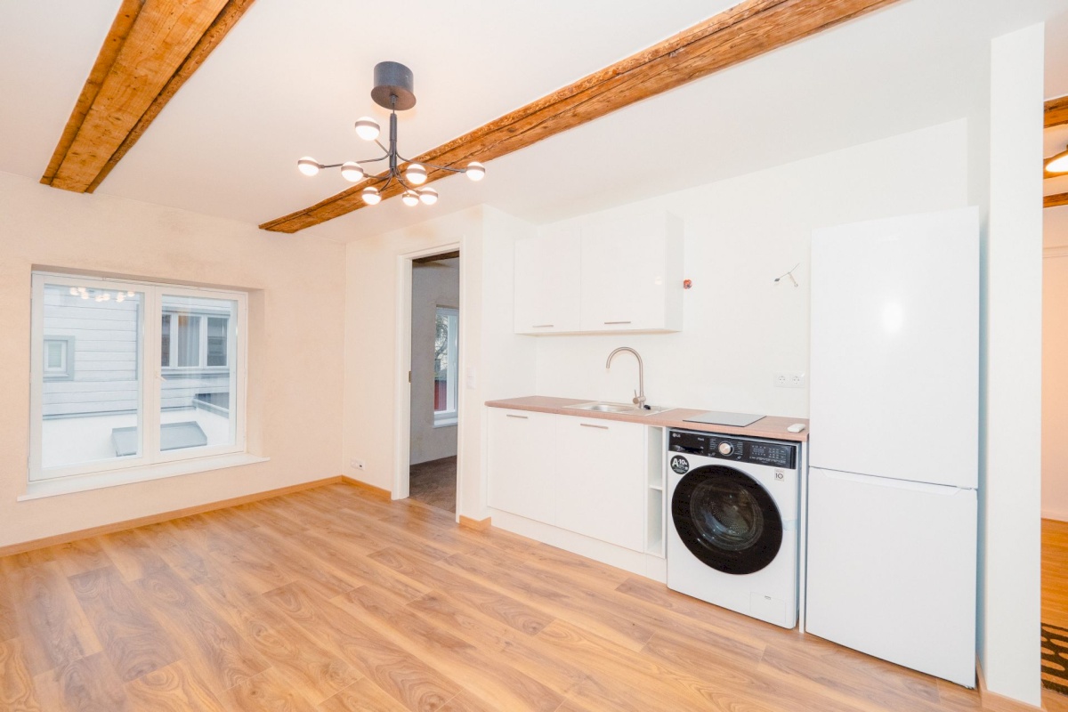 Viljandi linn, Vanalinn, Posti 12