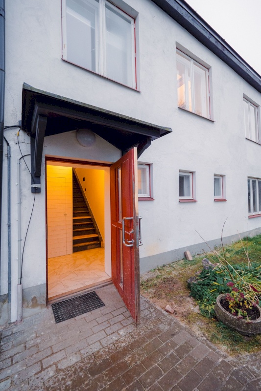 Viljandi linn, Vanalinn, Posti 12