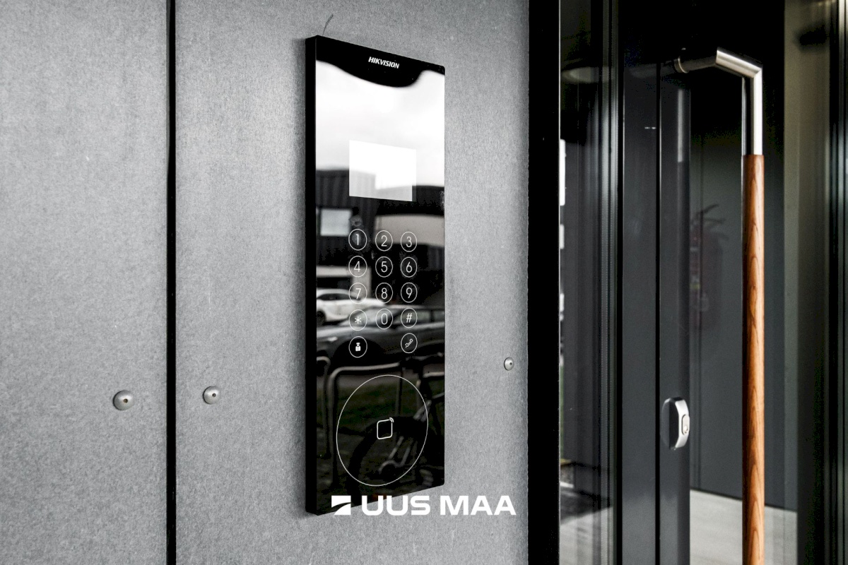 Rae vald, Peetri alevik, Järvepõllu tee 1