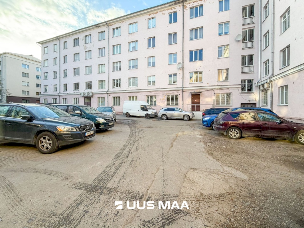 Tallinn, Kesklinna linnaosa, Liivalaia tn 28