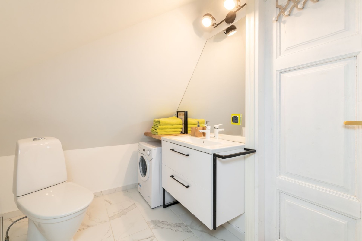 Tallinn, Kesklinna linnaosa, Tatari 32