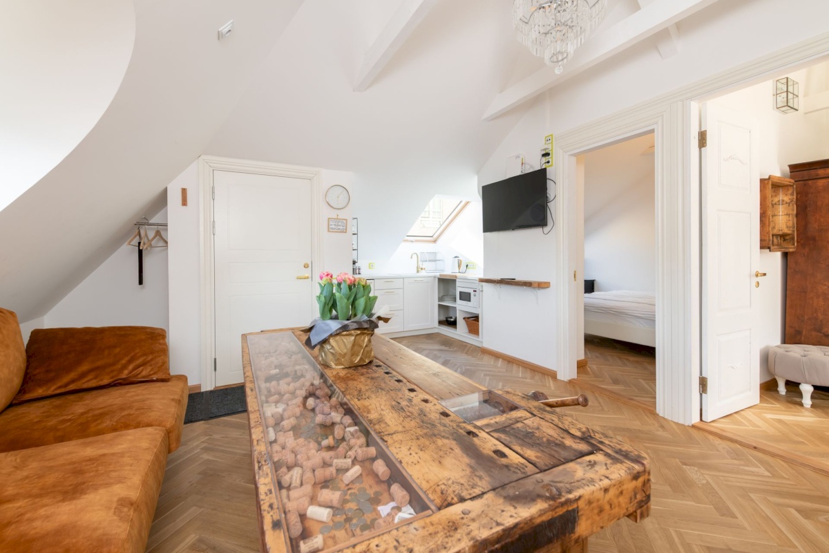 Tallinn, Kesklinna linnaosa, Tatari 32