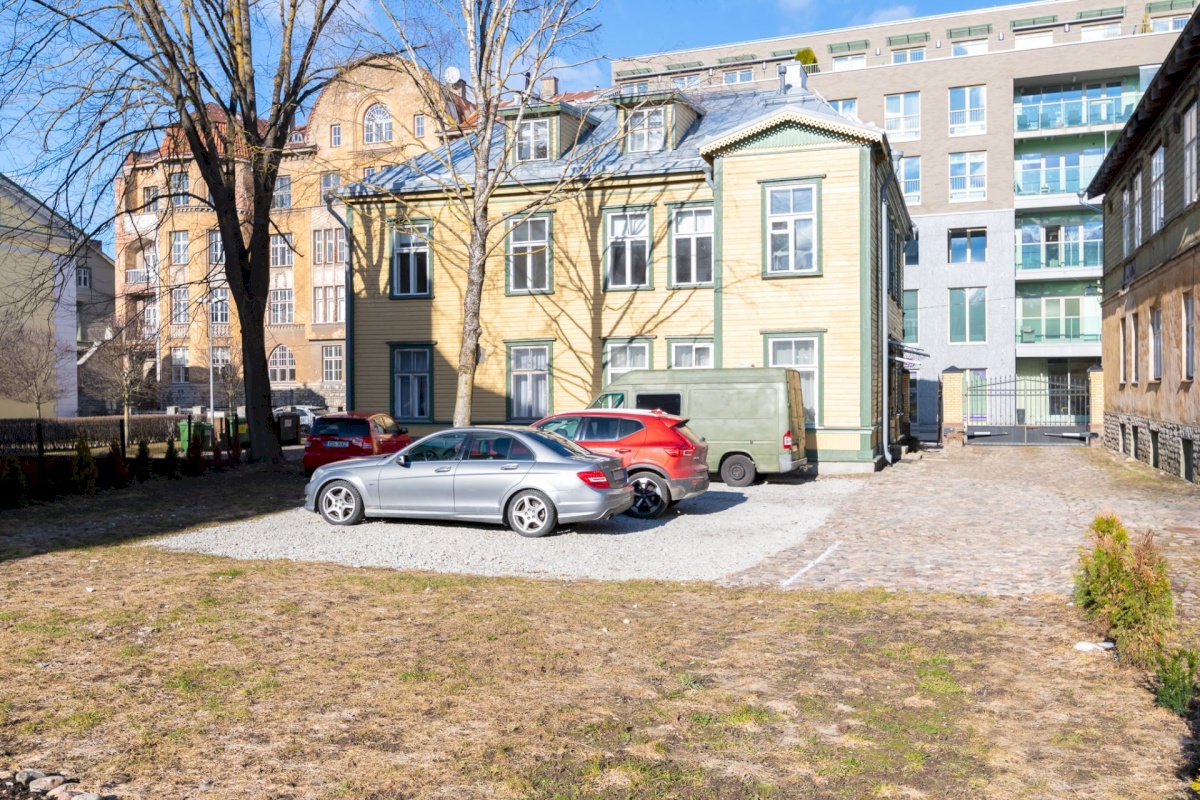 Tallinn, Kesklinna linnaosa, Tatari 32