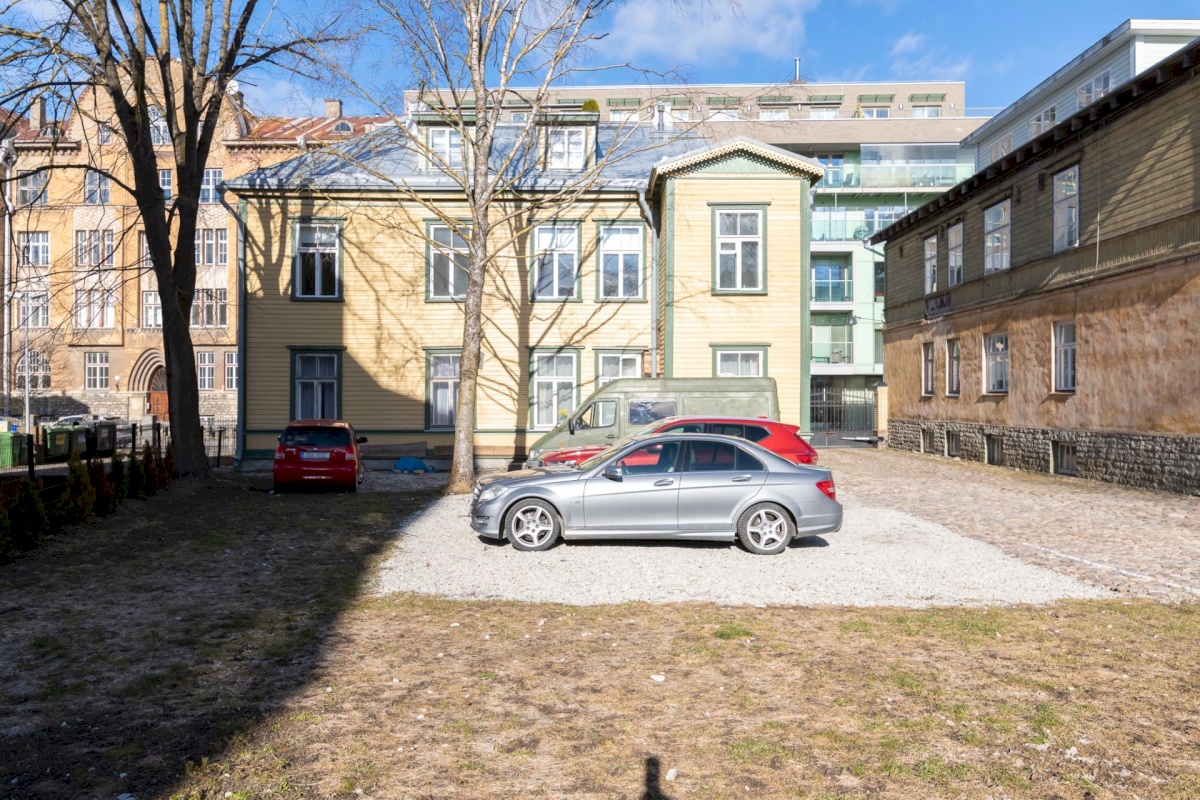 Tallinn, Kesklinna linnaosa, Tatari 32