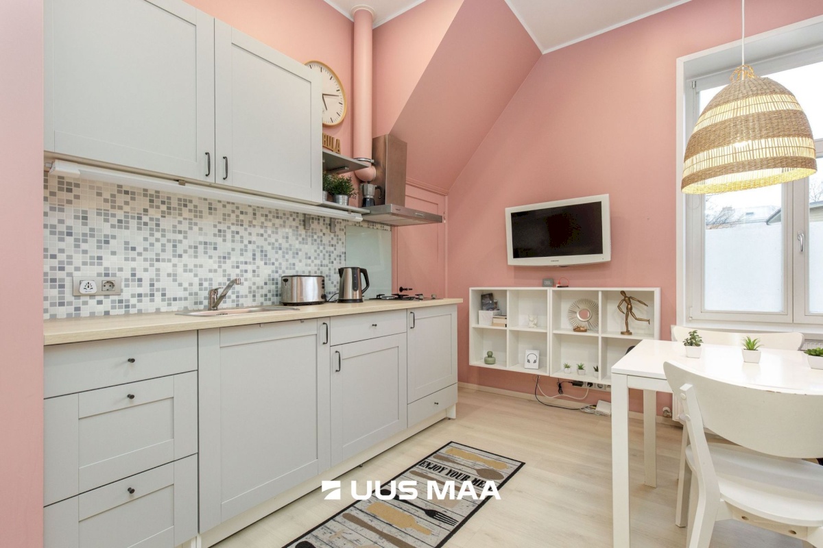 Tallinn, Põhja-Tallinna linnaosa, Kalamaja, Vana-Kalamaja 11