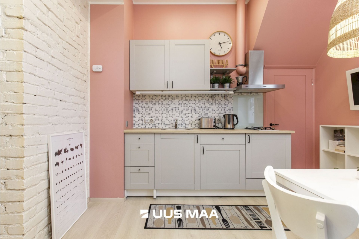 Tallinn, Põhja-Tallinna linnaosa, Kalamaja, Vana-Kalamaja 11