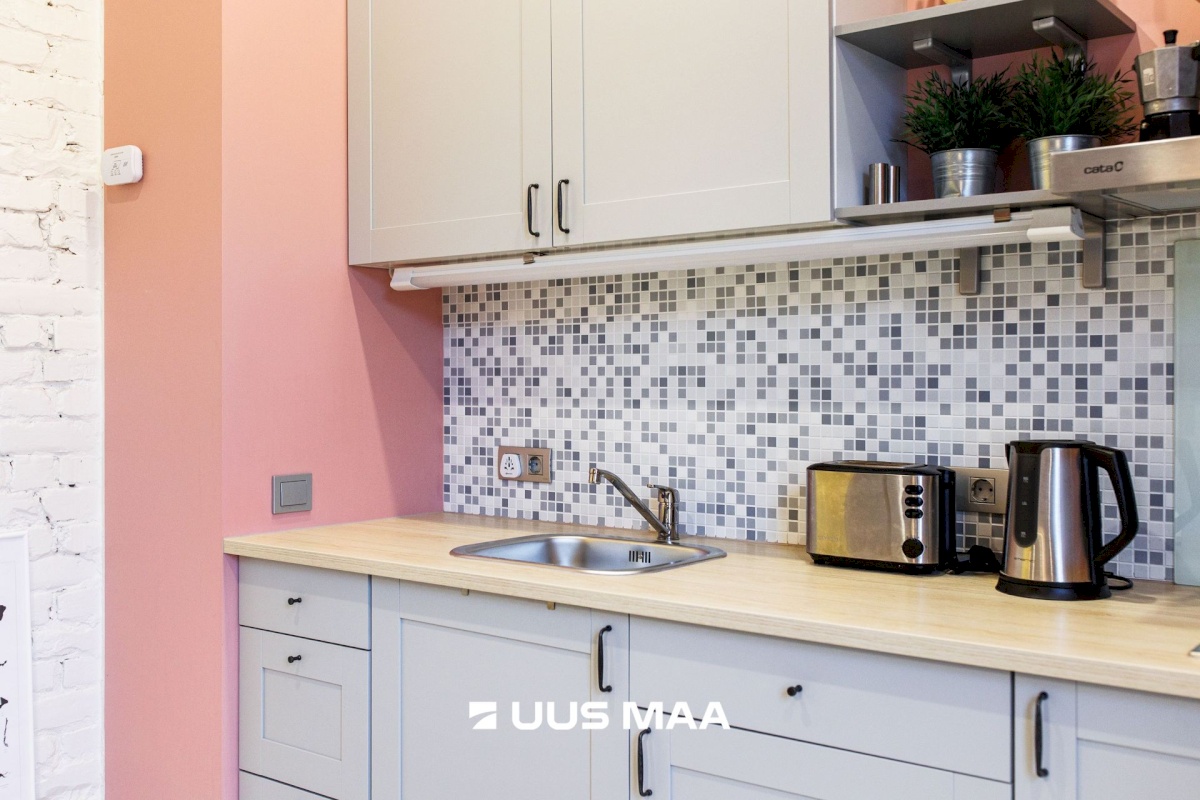 Tallinn, Põhja-Tallinna linnaosa, Kalamaja, Vana-Kalamaja 11