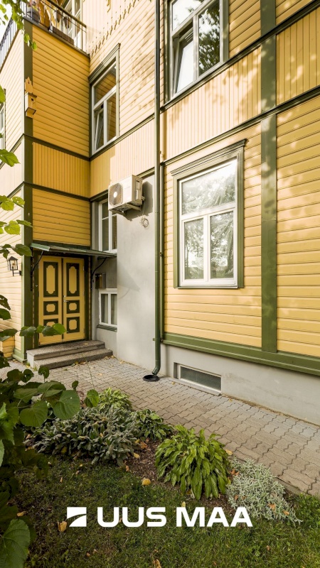 Tallinn, Põhja-Tallinna linnaosa, Kalamaja, Vana-Kalamaja 11