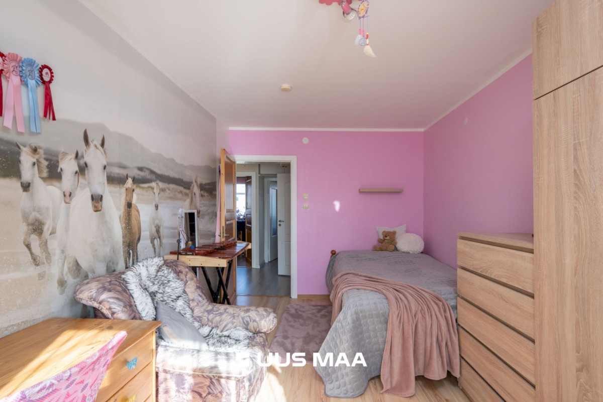 Anija vald, Kehra linn, Kooli 10a