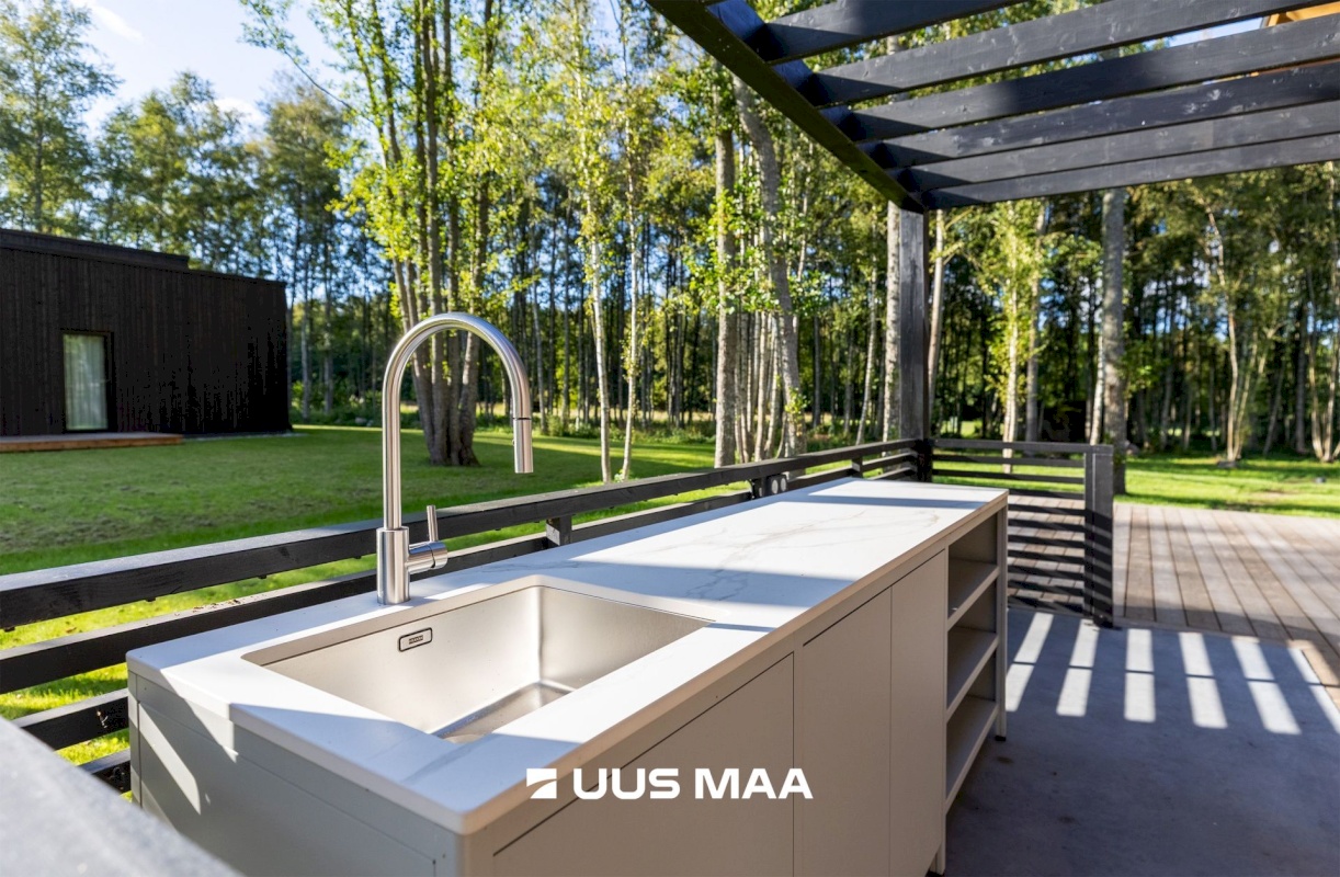 Jõelähtme vald, Manniva küla, Kivikirve tee 7