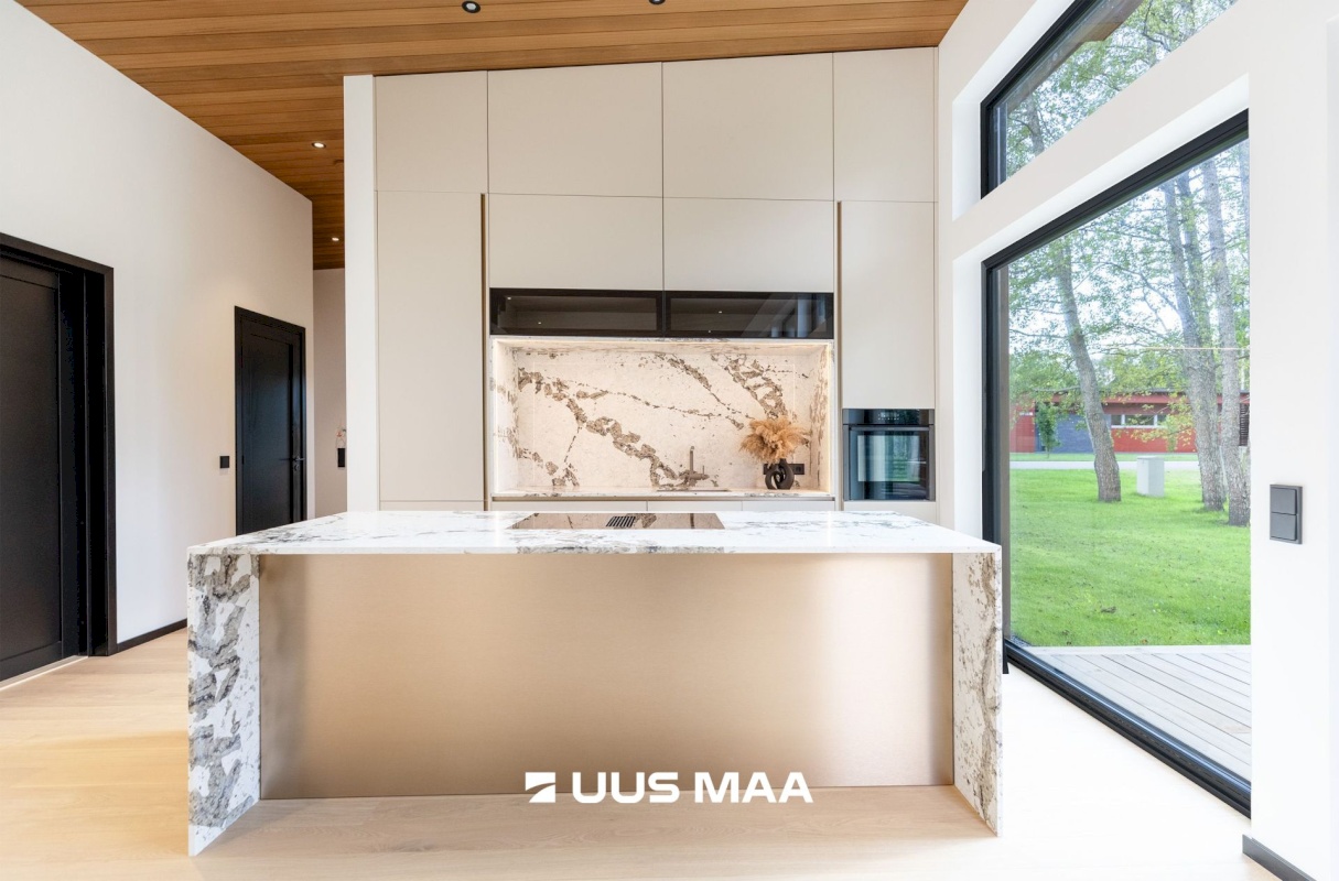 Jõelähtme vald, Manniva küla, Kivikirve tee 7