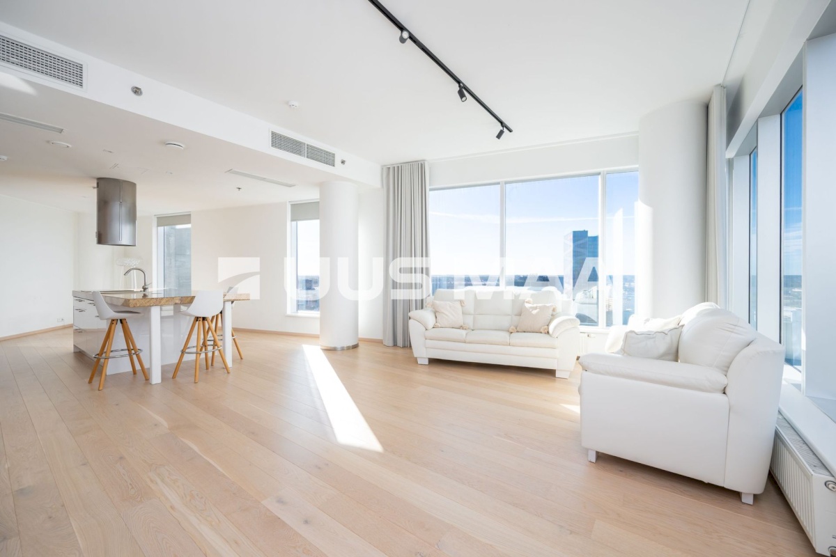 Tallinn, Kesklinna linnaosa, Südalinn, Tornimäe 7