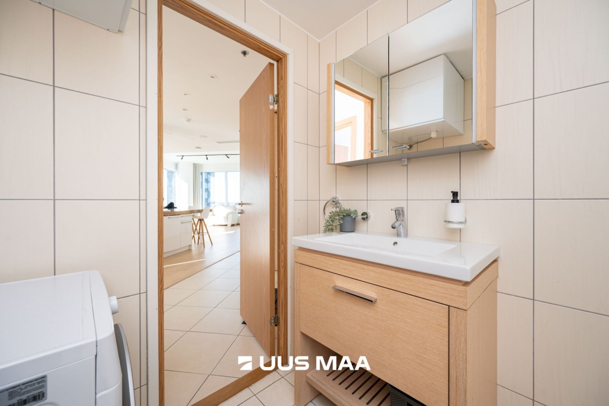 Tallinn, Kesklinna linnaosa, Südalinn, Tornimäe 7