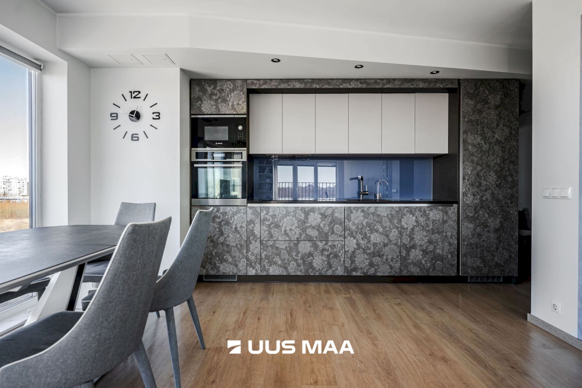 Tallinn, Lasnamäe linnaosa, Mustakivi tee 25