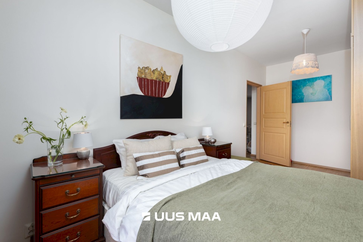 Tallinn, Kesklinna linnaosa, Kadriorg, F. R. Kreutzwaldi 11