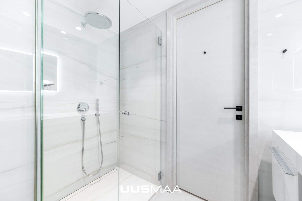 Tallinn, Kesklinna linnaosa, Tatari, Pärnu mnt 29