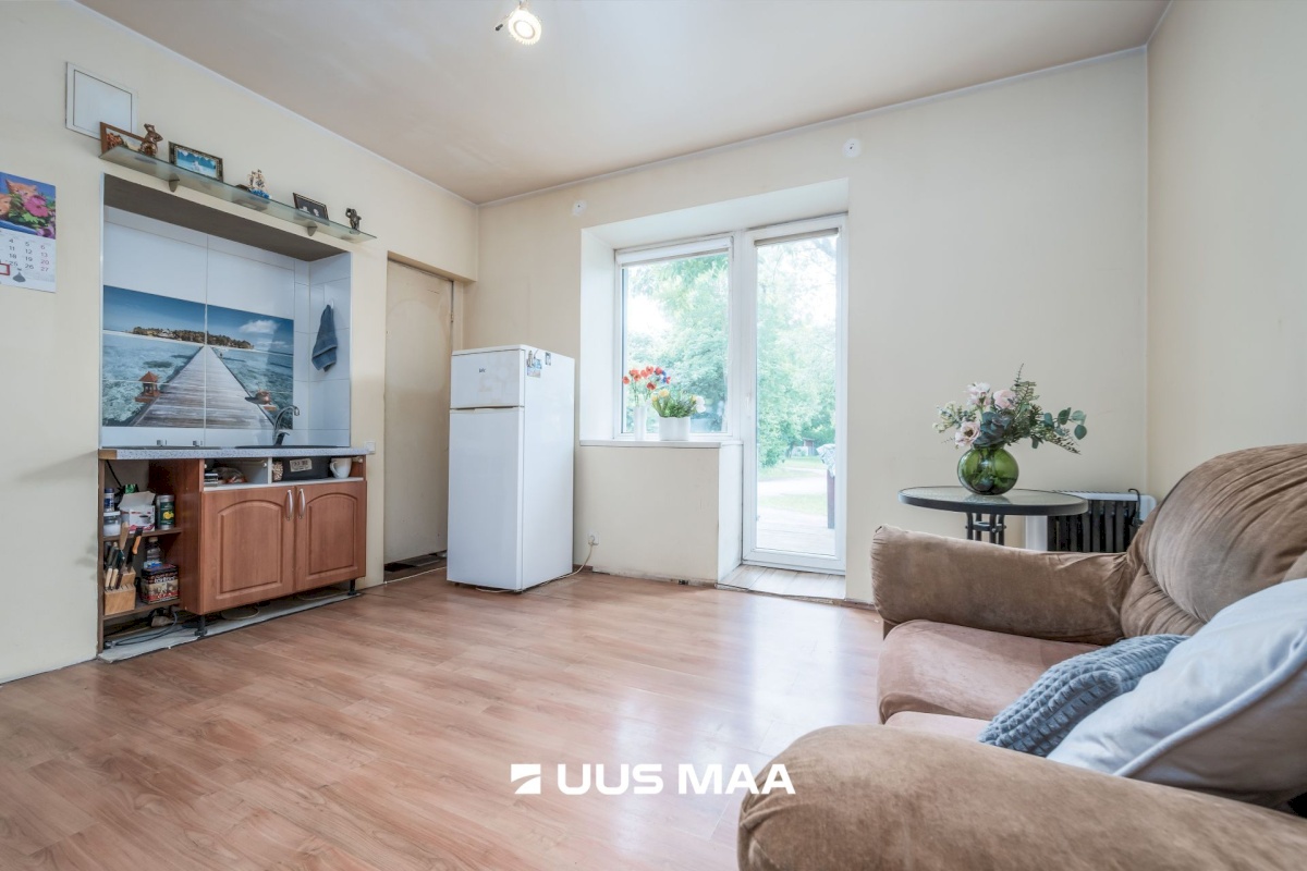 Lääne-Harju vald, Karjaküla alevik, Keila tee 9