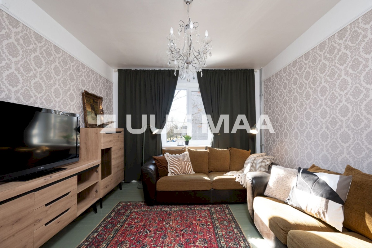 Anija vald, Kehra linn, Sõpruse väljak 7