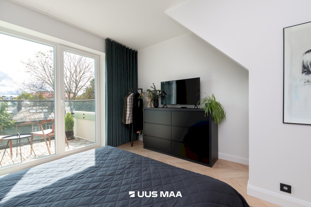 Tallinn, Kesklinna linnaosa, Toom-Kuninga tn 21