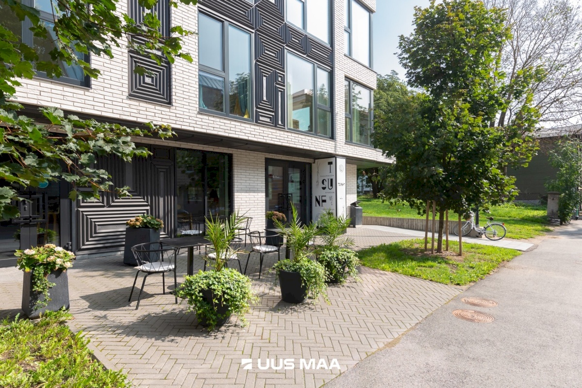 Tallinn, Kesklinna linnaosa, Toom-Kuninga tn 21