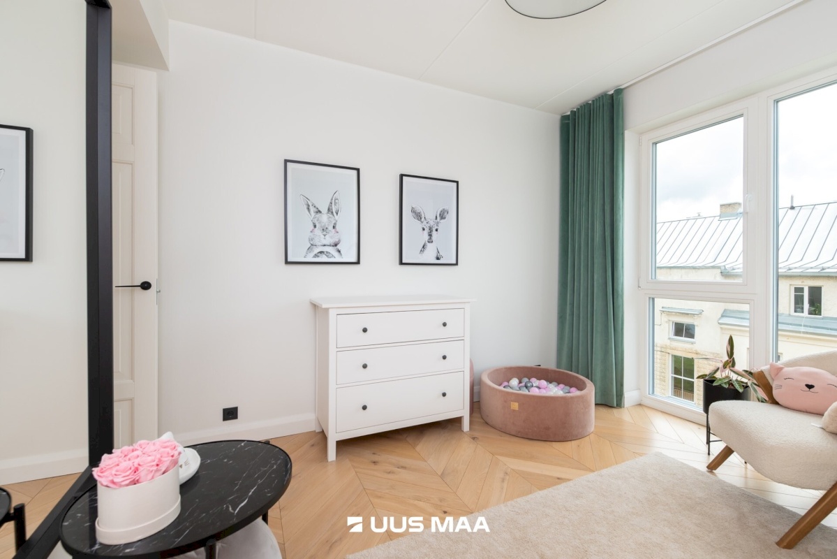 Tallinn, Kesklinna linnaosa, Toom-Kuninga tn 21