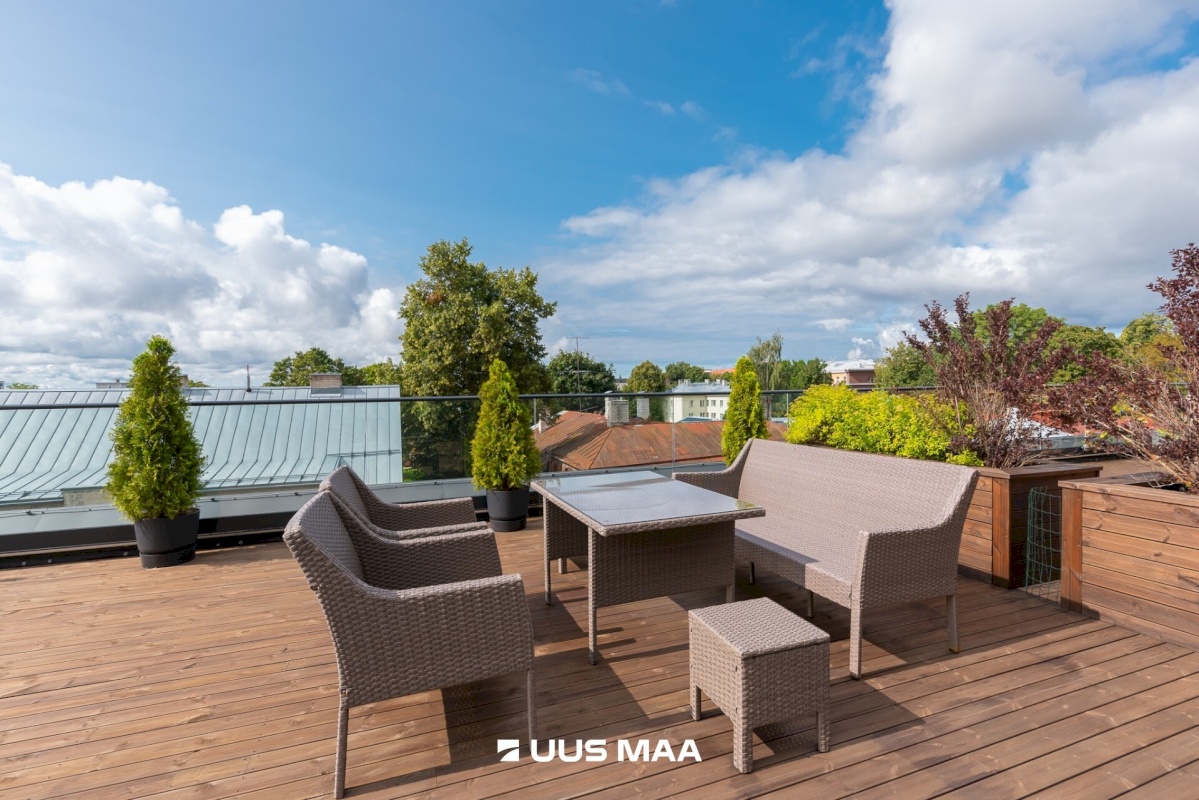 Tallinn, Kesklinna linnaosa, Toom-Kuninga tn 21