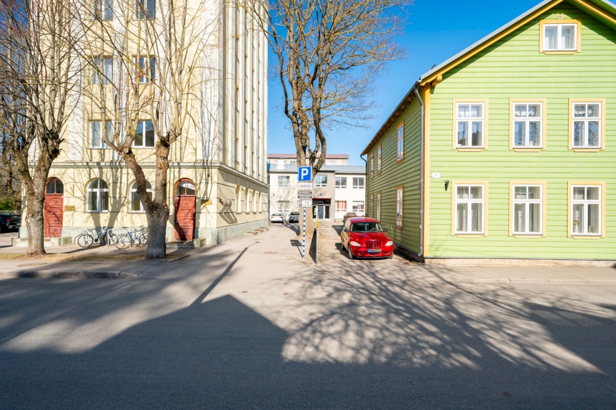 Tartu linn, Tartu linn, Kesklinn, Õpetaja 9a