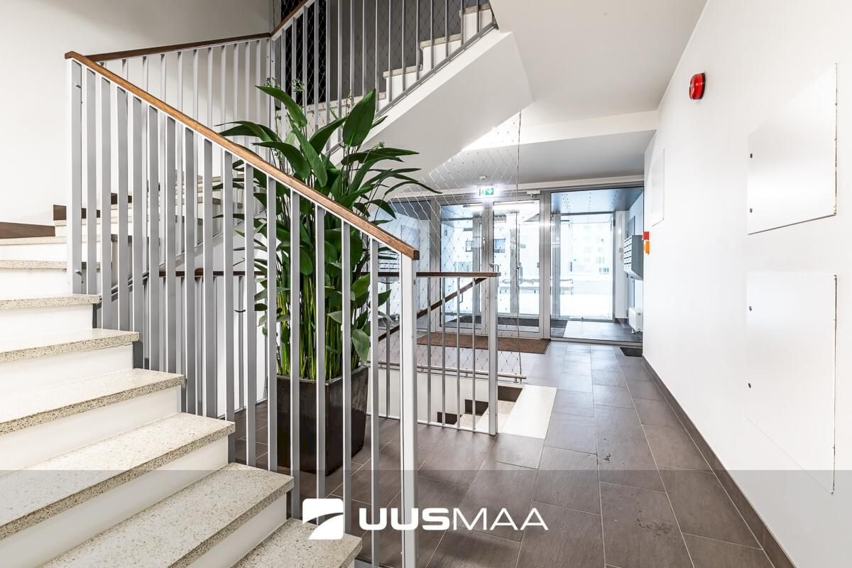 Tallinn, Kristiine linnaosa, Tondi, Sõjakooli 12a