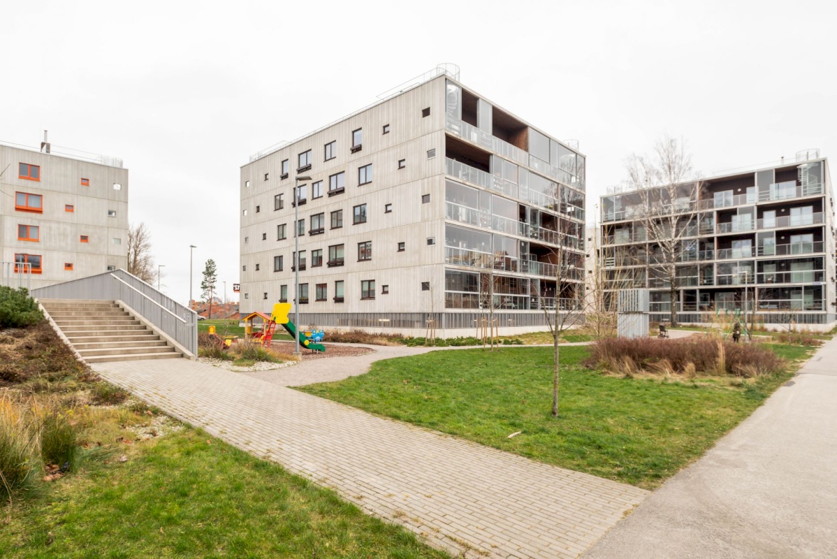 Tallinn, Kristiine linnaosa, Tondi, Sõjakooli 12a