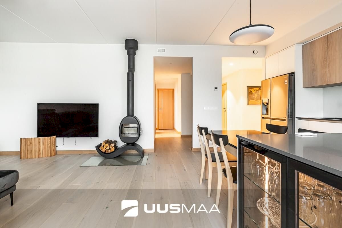 Tallinn, Kristiine linnaosa, Tondi, Sõjakooli 12a