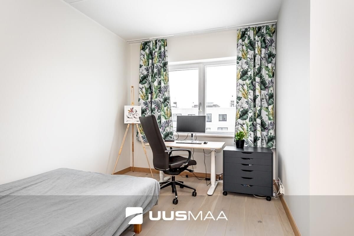 Tallinn, Kristiine linnaosa, Tondi, Sõjakooli 12a