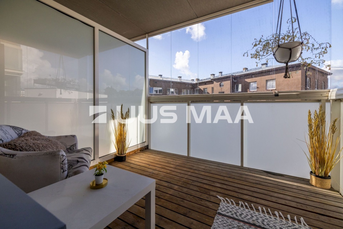 Tallinn, Kesklinna linnaosa, Pärnu mnt 110