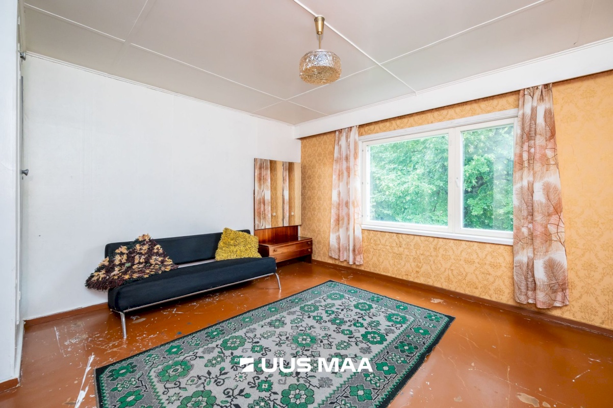 Rapla vald, Rapla linn, Karja 1