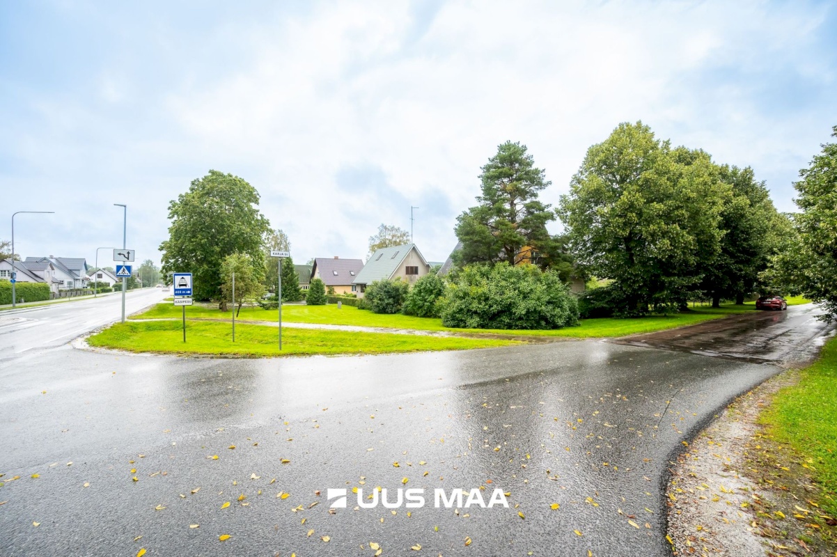 Rapla vald, Rapla linn, Karja 1