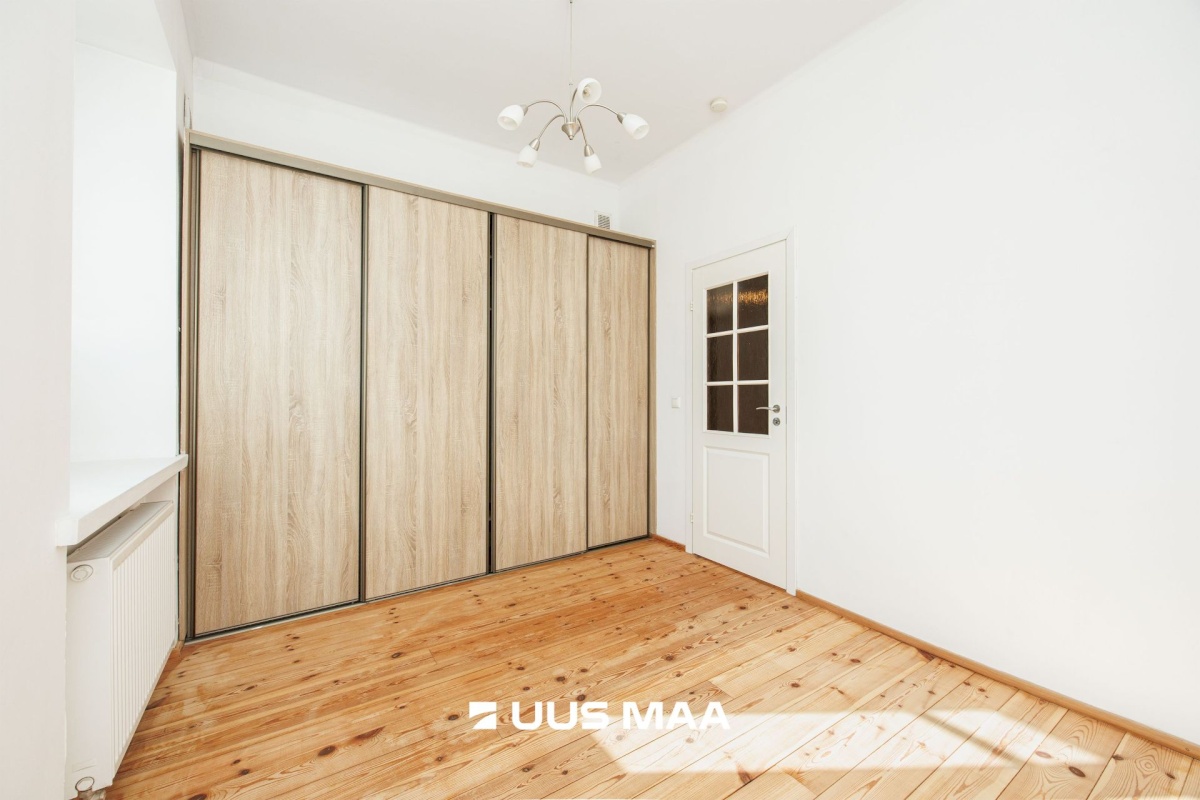 Tallinn, Kesklinna linnaosa, Narva mnt 10