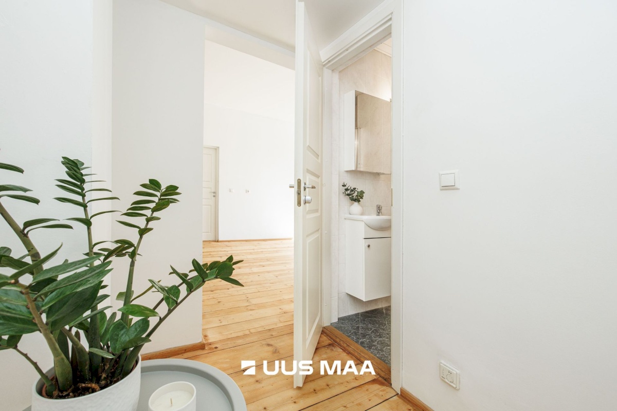 Tallinn, Kesklinna linnaosa, Narva mnt 10