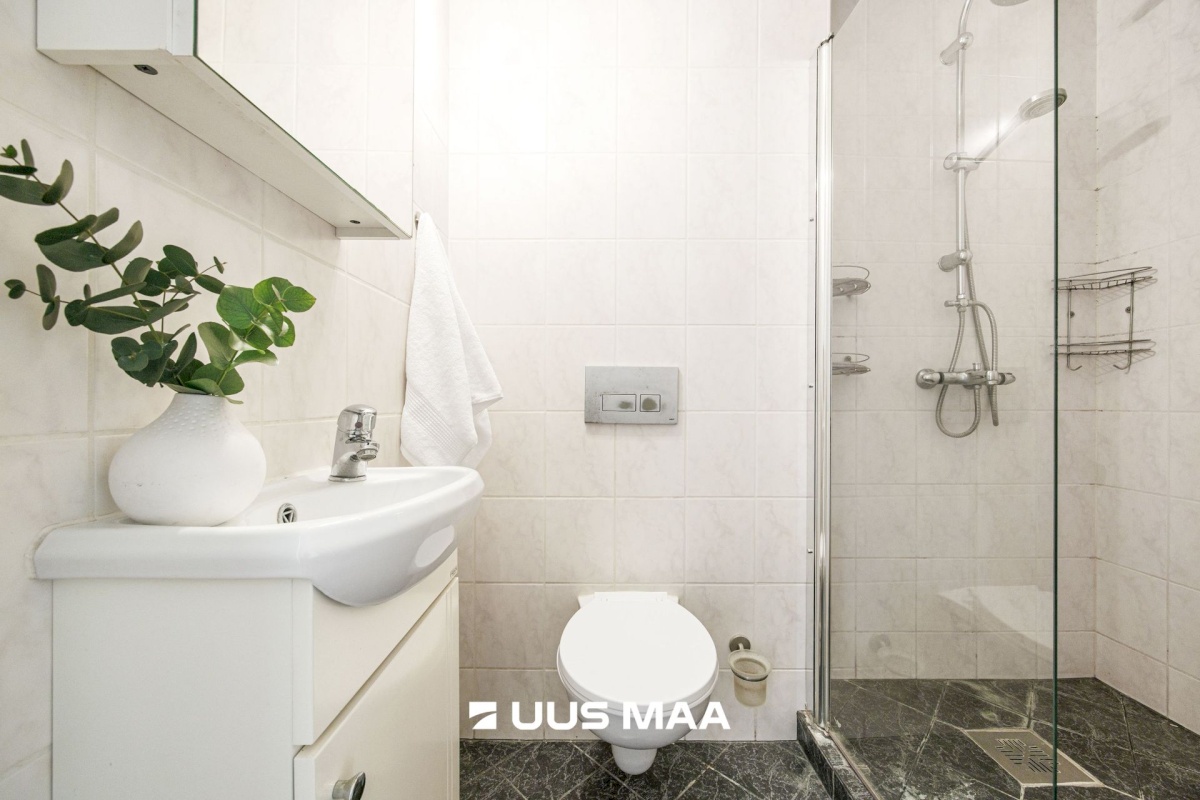 Tallinn, Kesklinna linnaosa, Narva mnt 10