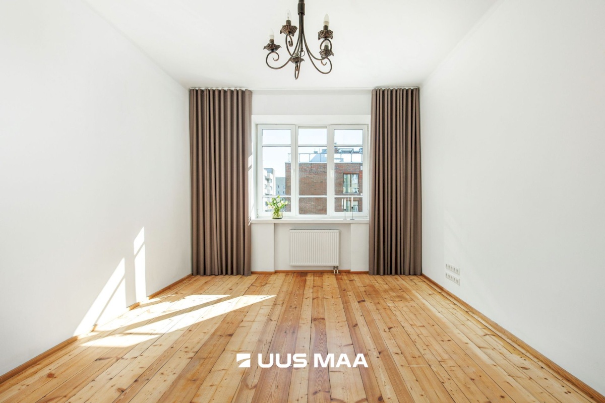 Tallinn, Kesklinna linnaosa, Narva mnt 10